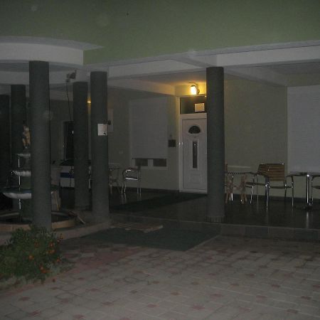 Guest House Vila Mimoza 乌尔齐尼 外观 照片