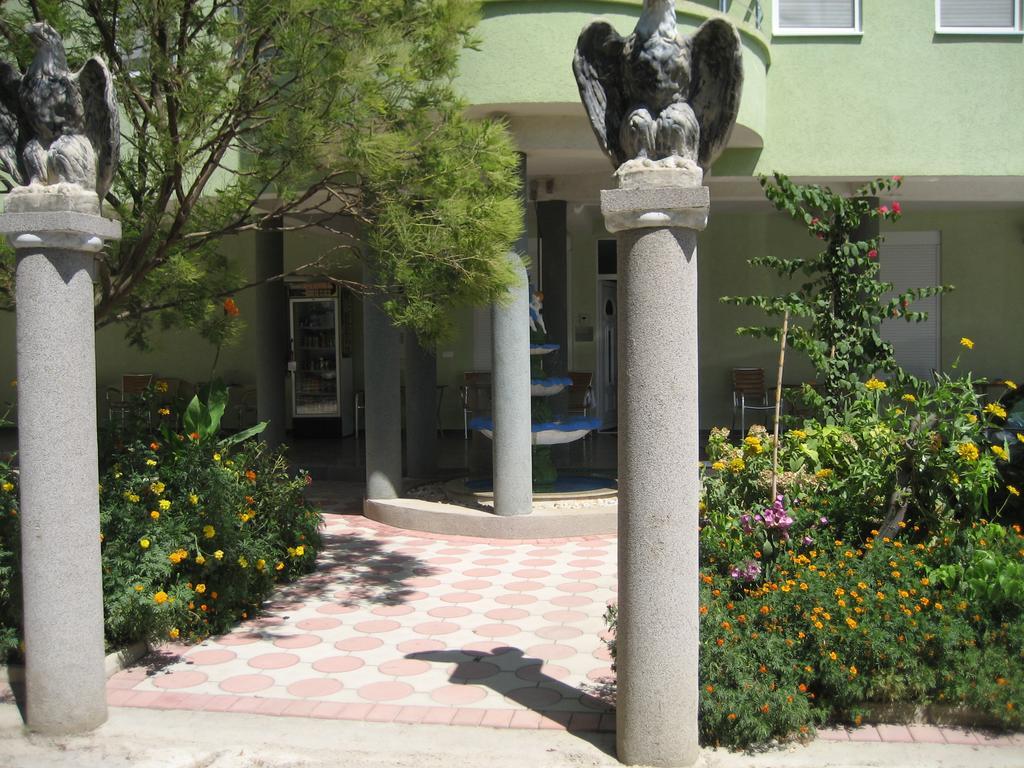 Guest House Vila Mimoza 乌尔齐尼 外观 照片