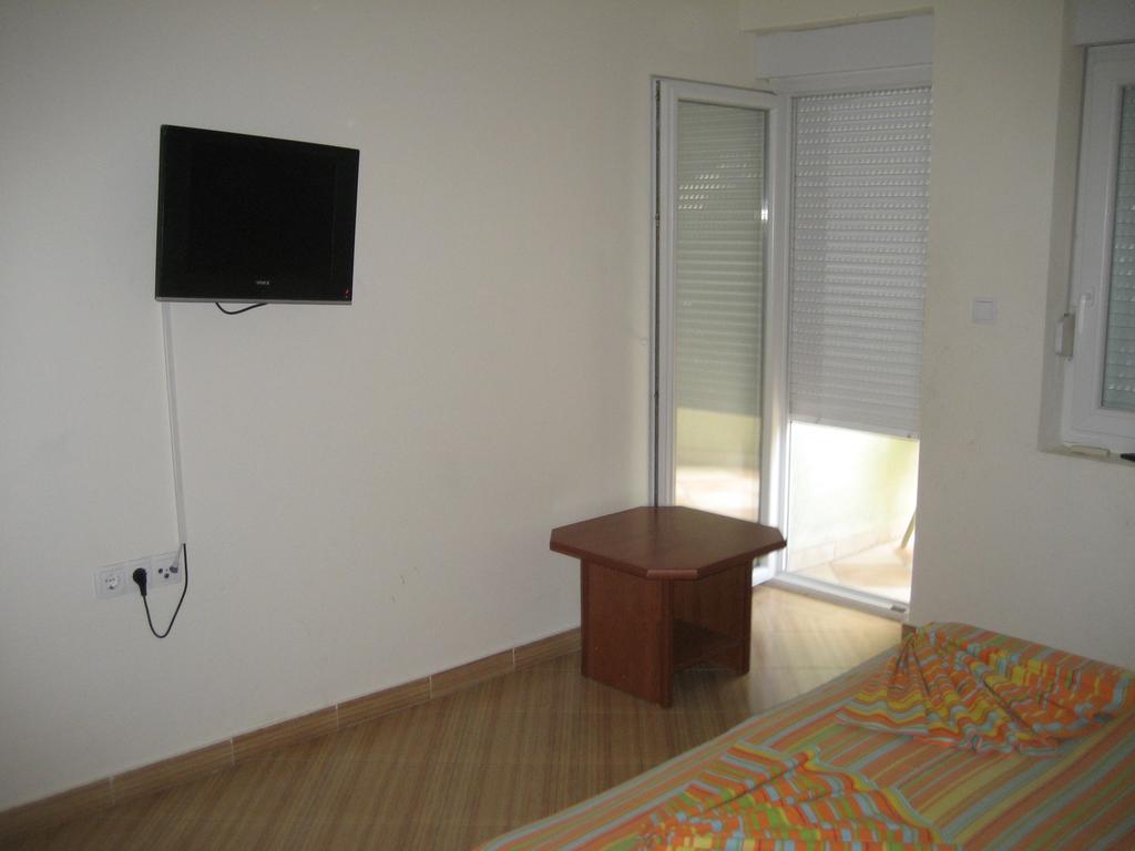 Guest House Vila Mimoza 乌尔齐尼 外观 照片