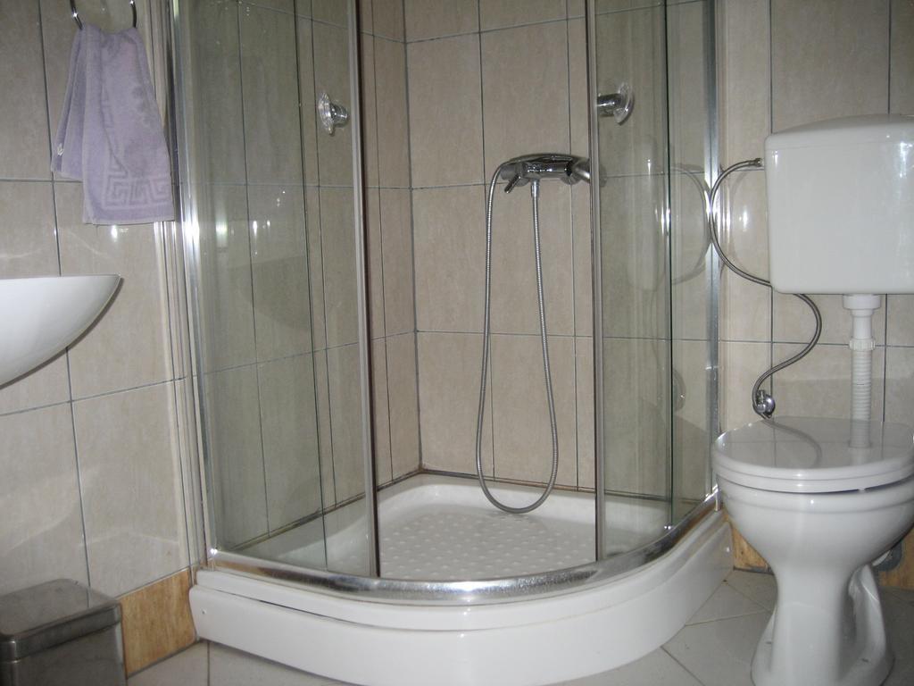 Guest House Vila Mimoza 乌尔齐尼 外观 照片