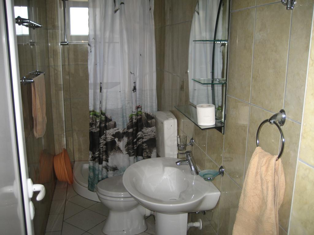 Guest House Vila Mimoza 乌尔齐尼 外观 照片