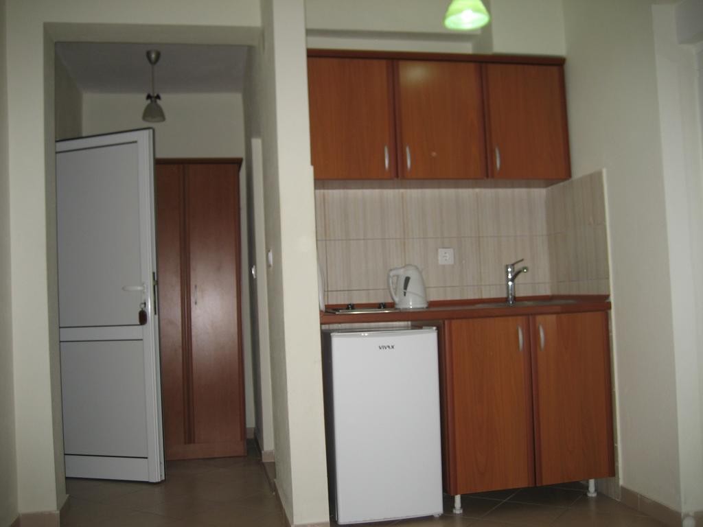 Guest House Vila Mimoza 乌尔齐尼 外观 照片