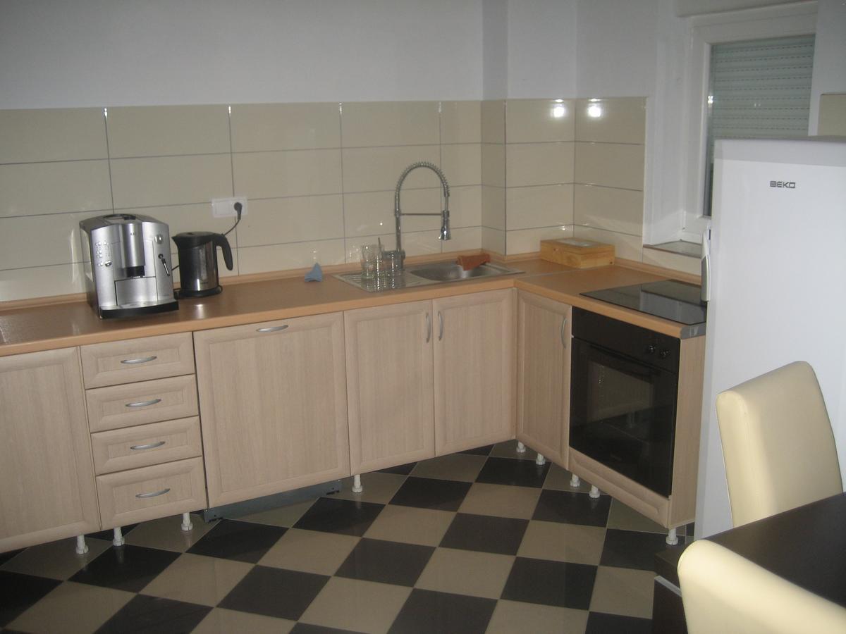 Guest House Vila Mimoza 乌尔齐尼 外观 照片