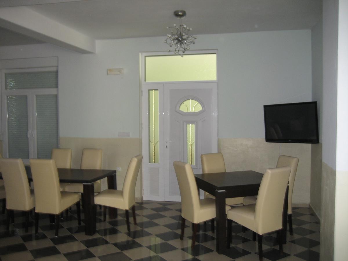 Guest House Vila Mimoza 乌尔齐尼 外观 照片