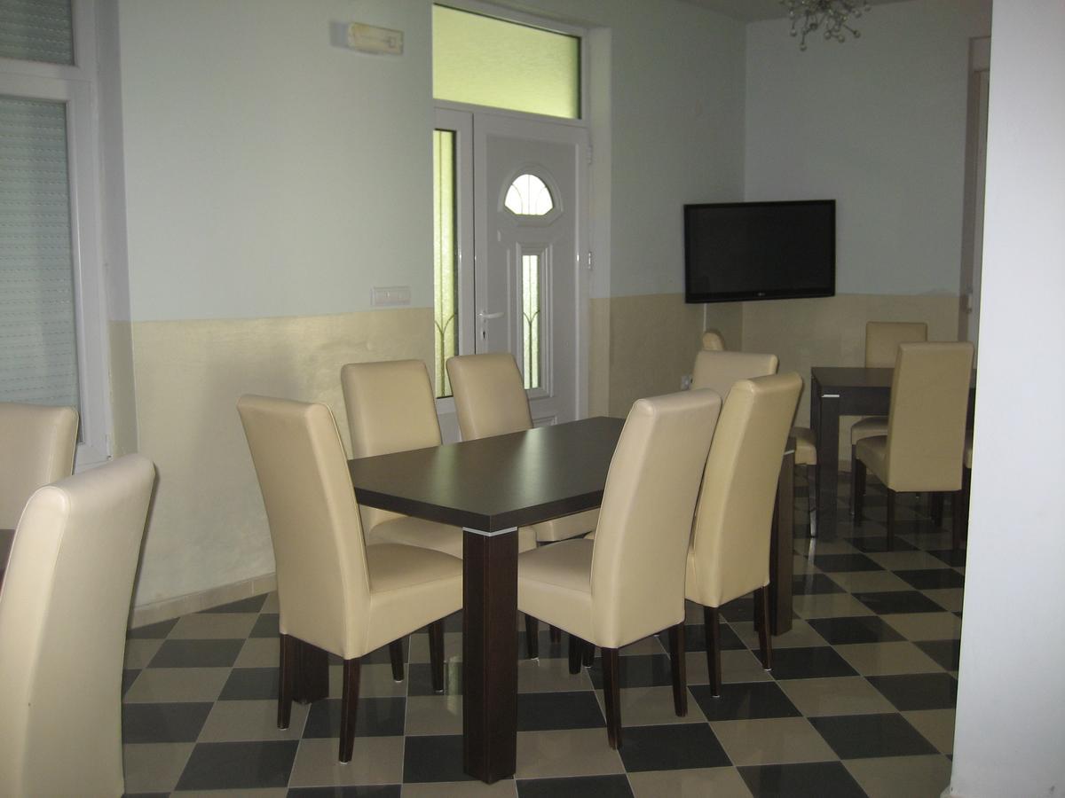 Guest House Vila Mimoza 乌尔齐尼 外观 照片