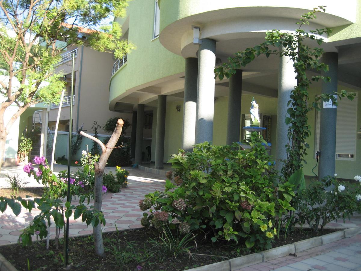 Guest House Vila Mimoza 乌尔齐尼 外观 照片